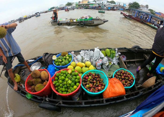 marché flottant Vietnam marchandises